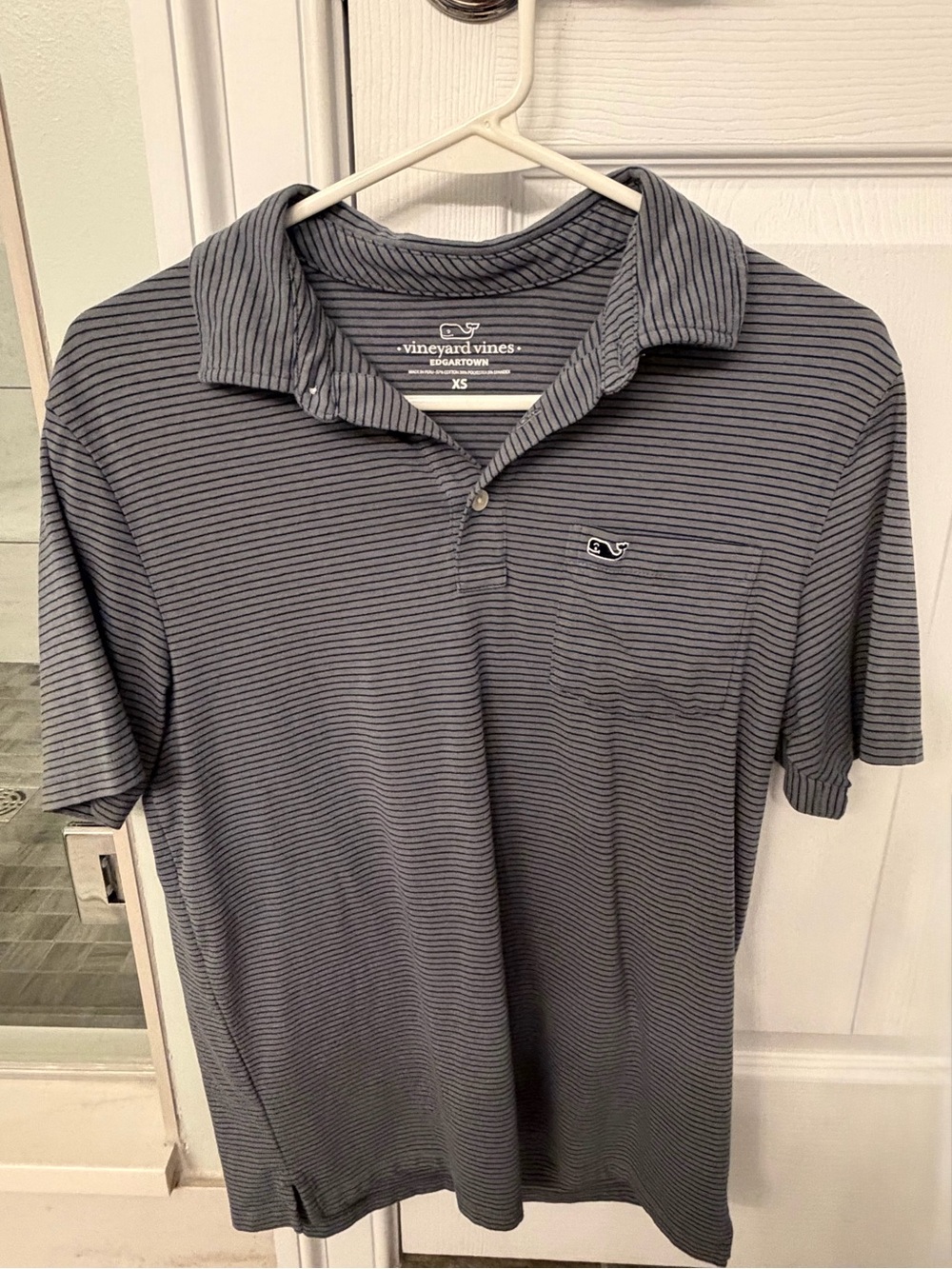 Vineyard Vines Men’s Navy and Gray Micro-Striped Polo
